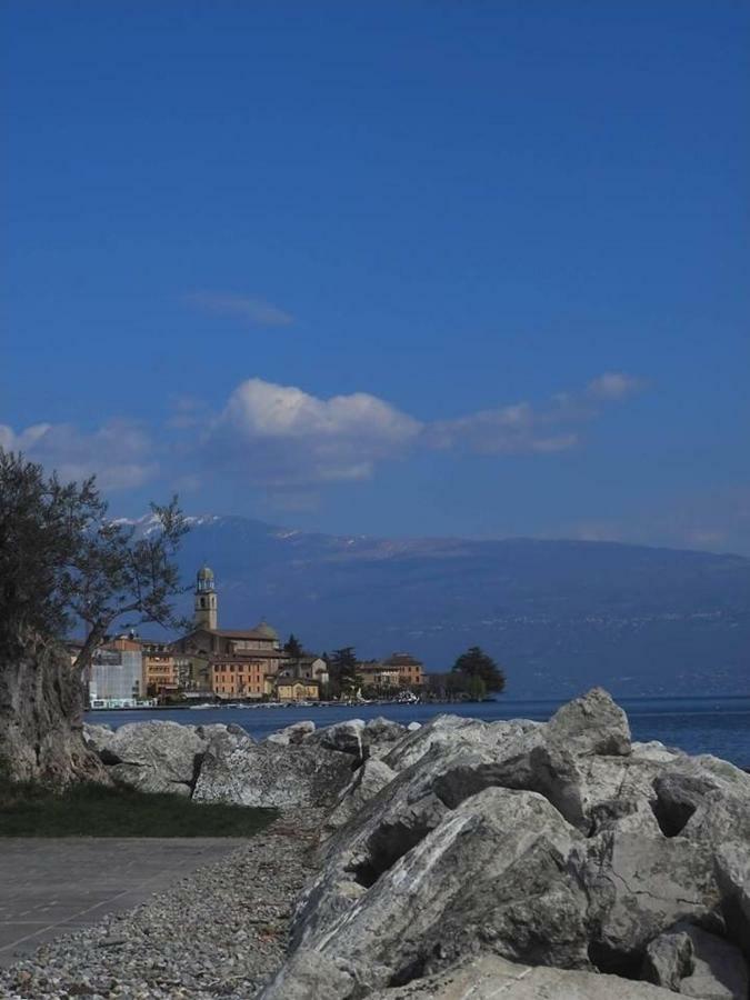 Casa Regina Apartment Salo Bagian luar foto