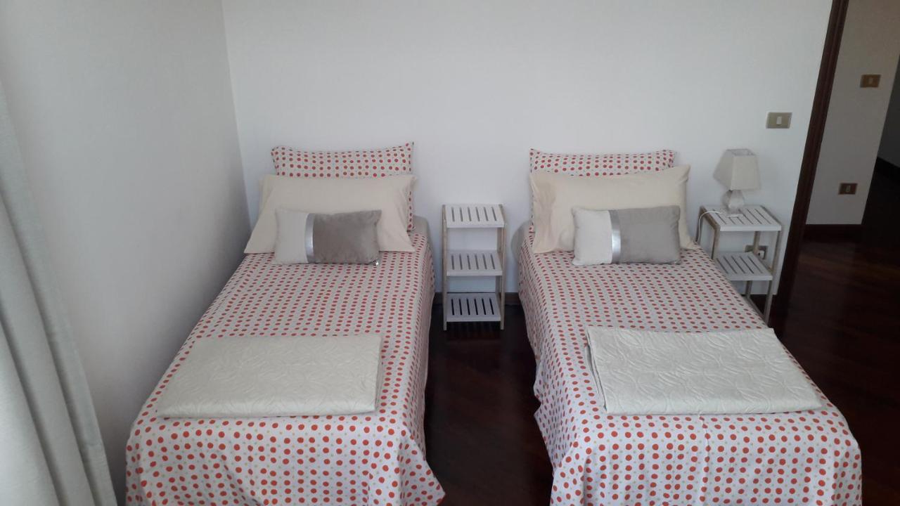 Casa Regina Apartment Salo Bagian luar foto