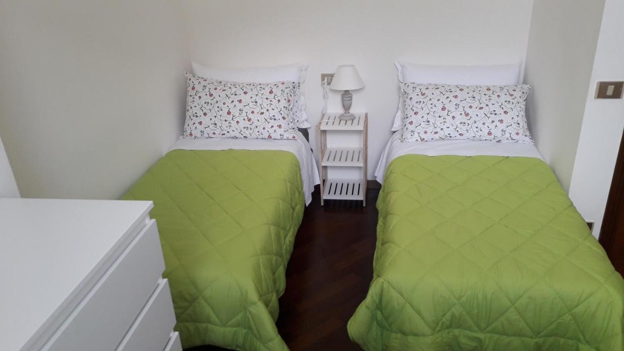 Casa Regina Apartment Salo Bagian luar foto